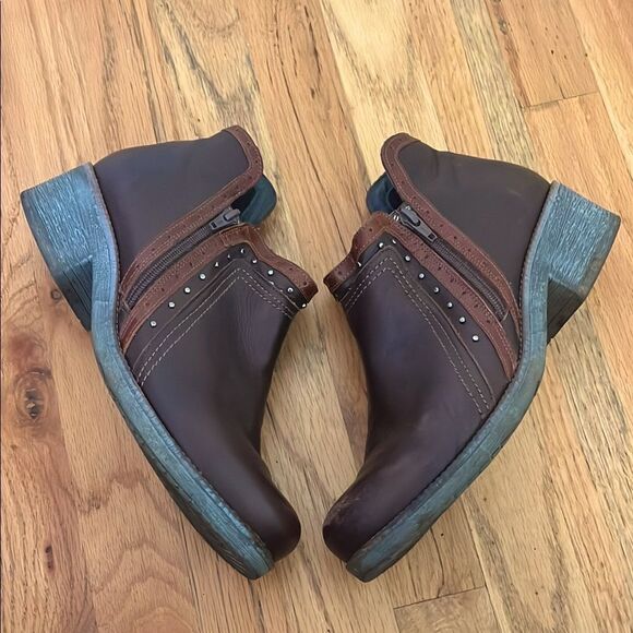 Naot Meditate Brown Leather Studded Ankle Boots size  42 / US 11-11.5 - Picture 1 of 7